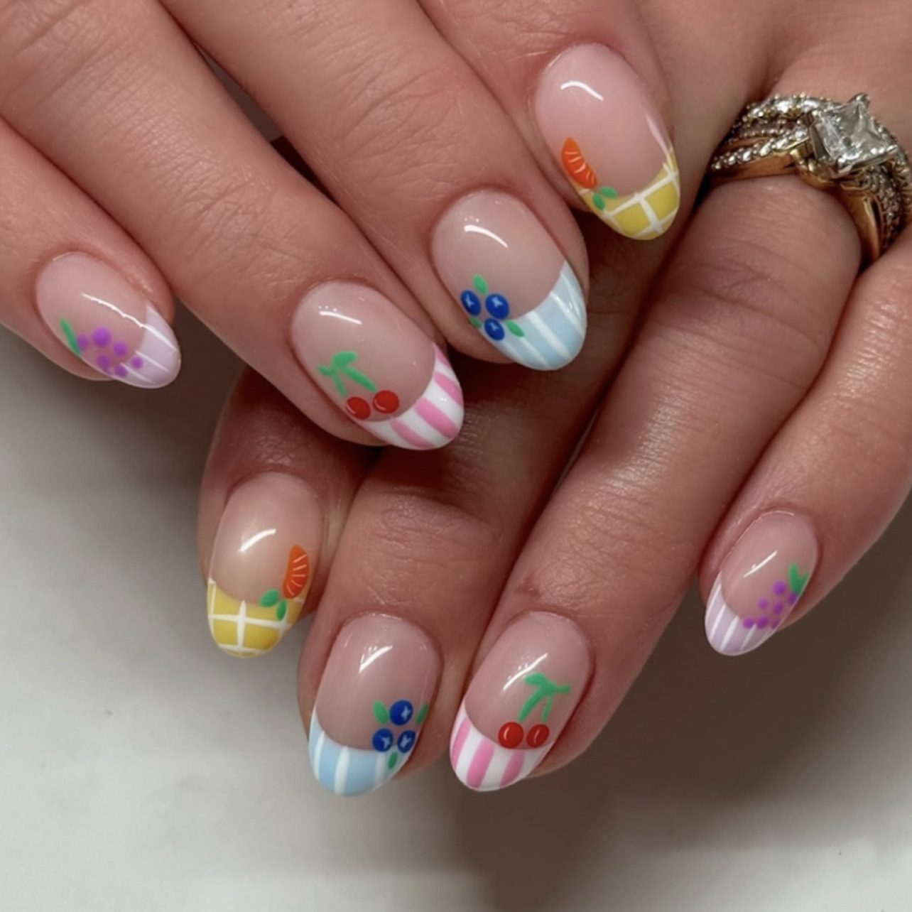 24Pcs Simple Almond Nails Tips - огляд і ціна Pressed Flower Art